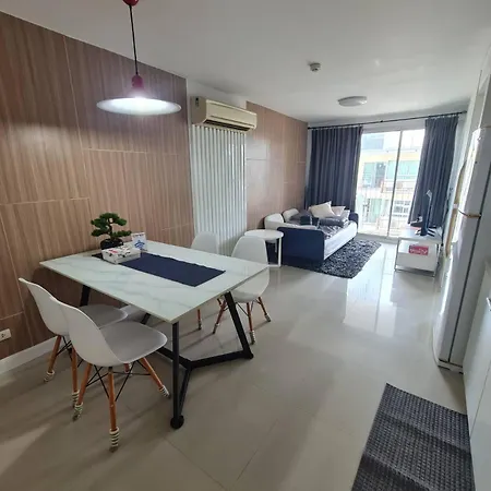 Spacious Condo In Bkk